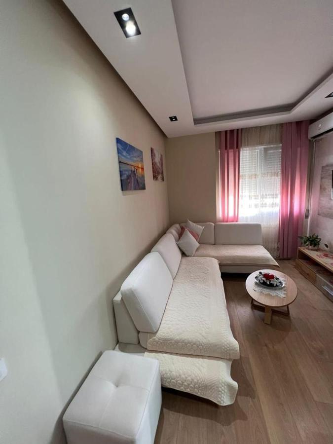 Soleil Apartment With Sunbed & Umbrella Vlorë Extérieur photo
